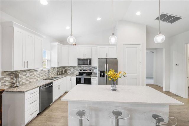 5362 NW Akbar Terrace, Port St. Lucie, FL 34986