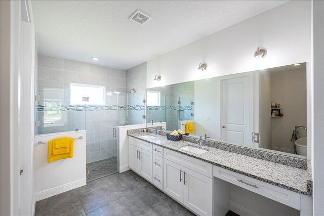 5362 NW Akbar Terrace, Port St. Lucie, FL 34986