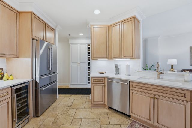 110 31st Ave N Apt 607, Nashville, TN 37203