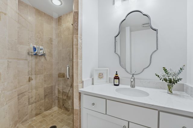 110 31st Ave N Apt 607, Nashville, TN 37203