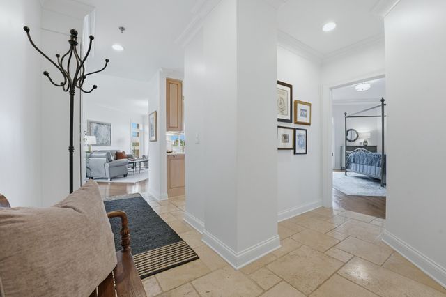110 31st Ave N Apt 607, Nashville, TN 37203