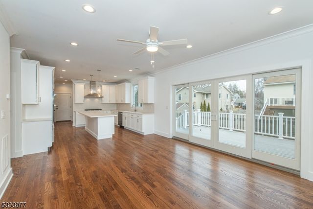 140 Mckinley Ave, East Hanover Twp., NJ 07936