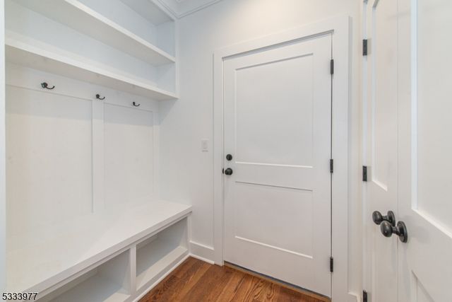 140 Mckinley Ave, East Hanover Twp., NJ 07936