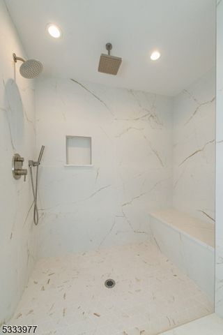 140 Mckinley Ave, East Hanover Twp., NJ 07936