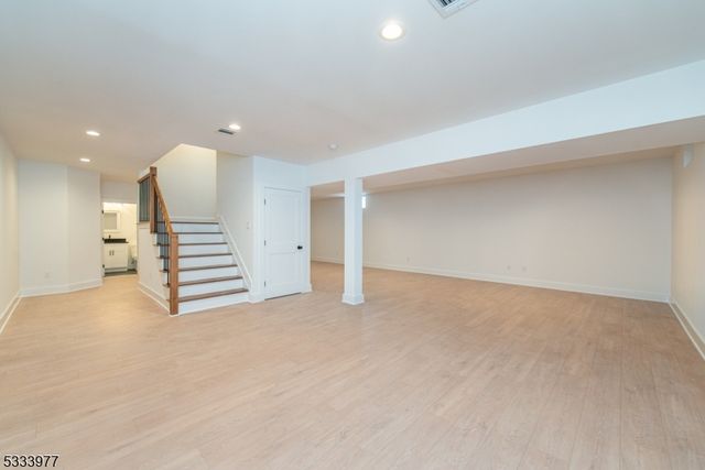 140 Mckinley Ave, East Hanover Twp., NJ 07936