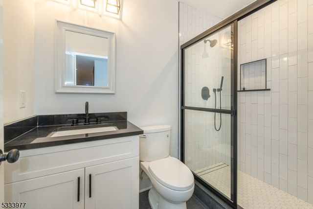 140 Mckinley Ave, East Hanover Twp., NJ 07936