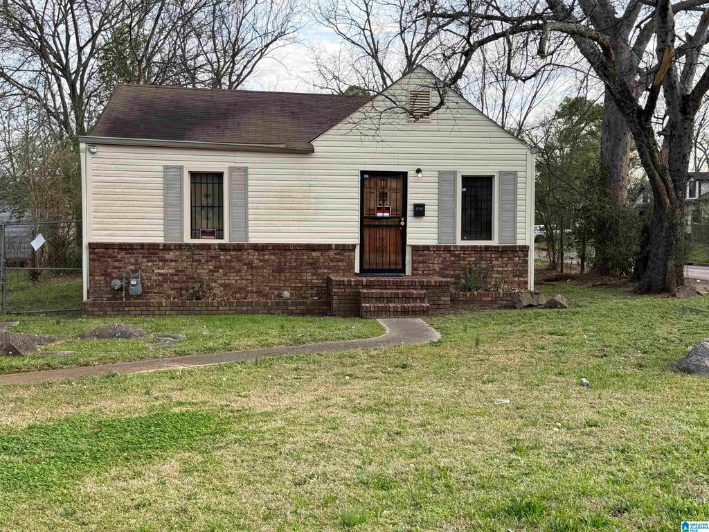1749 50TH ST ENSLEY, Birmingham, AL 35208