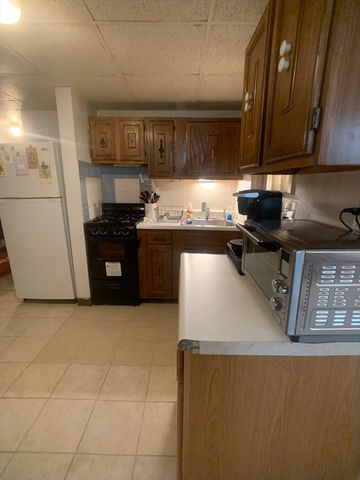 1641 Commonwealth Avenue 19, Boston, MA 02135