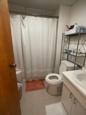 1641 Commonwealth Avenue 19, Boston, MA 02135