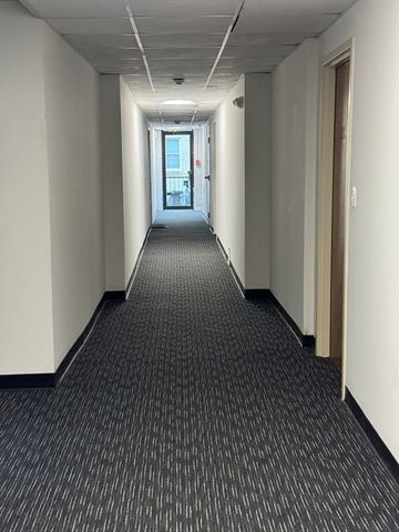 1641 Commonwealth Avenue 19, Boston, MA 02135