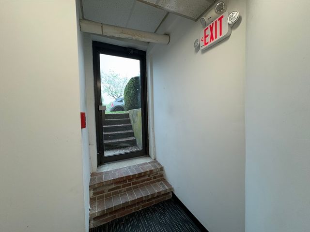1641 Commonwealth Avenue 19, Boston, MA 02135