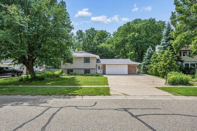 13201 Everest Avenue, Apple Valley, MN 55124