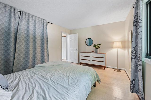 13201 Everest Avenue, Apple Valley, MN 55124