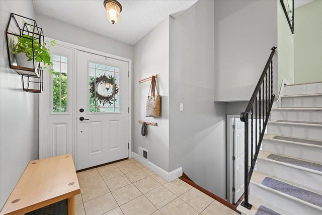 13201 Everest Avenue, Apple Valley, MN 55124