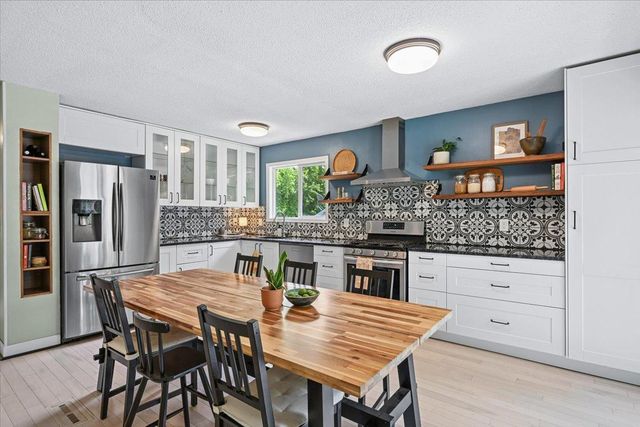 13201 Everest Avenue, Apple Valley, MN 55124
