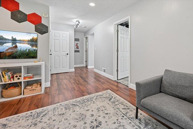13201 Everest Avenue, Apple Valley, MN 55124