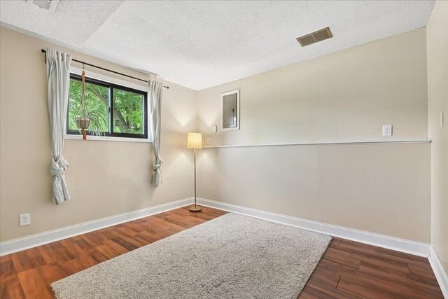 13201 Everest Avenue, Apple Valley, MN 55124