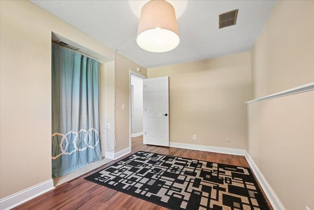 13201 Everest Avenue, Apple Valley, MN 55124