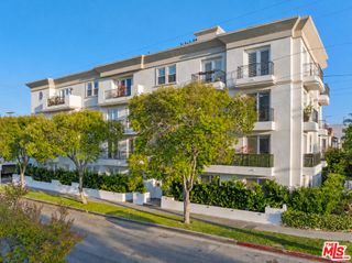 1100 S Clark Drive 203, Los Angeles, CA 90035