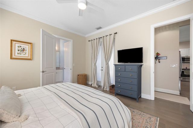 1854 13TH AVENUE N, St Petersburg, FL 33713