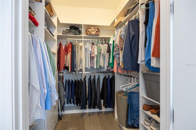 1854 13TH AVENUE N, St Petersburg, FL 33713