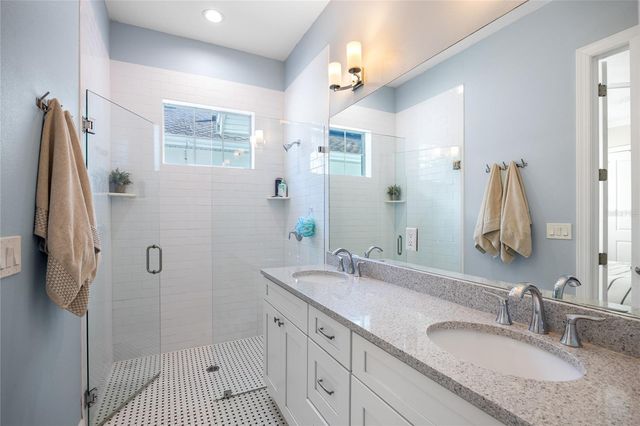 1854 13TH AVENUE N, St Petersburg, FL 33713