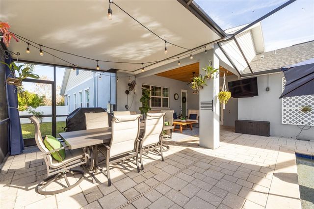 1854 13TH AVENUE N, St Petersburg, FL 33713