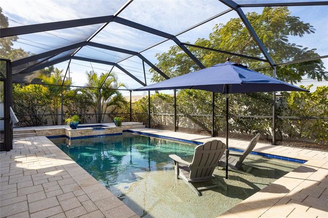 1854 13TH AVENUE N, St Petersburg, FL 33713