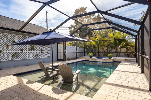 1854 13TH AVENUE N, St Petersburg, FL 33713