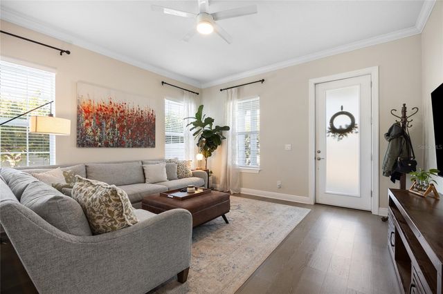 1854 13TH AVENUE N, St Petersburg, FL 33713