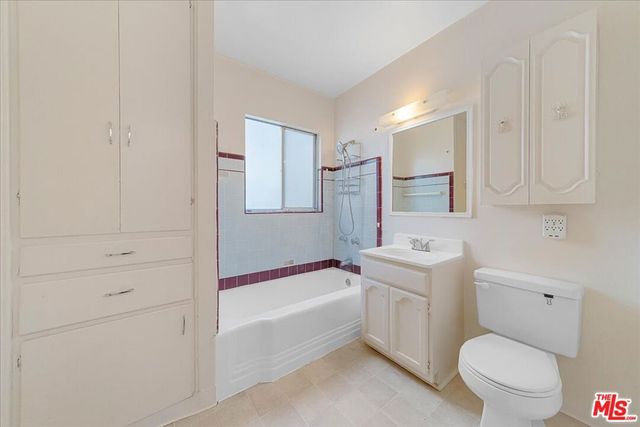 10945 National Boulevard, Los Angeles, CA 90064