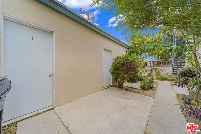 10945 National Boulevard, Los Angeles, CA 90064