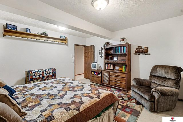 2208 S 179Th Street, Omaha, NE 68130