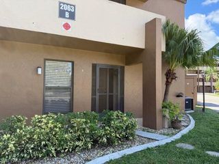 2063 W Lakeview BLVD # B2, North Fort Myers, FL 33903