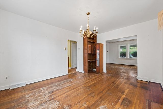 1412 Bellaire Pl, Brookline, PA 15226