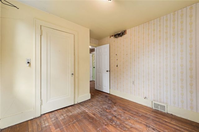 1412 Bellaire Pl, Brookline, PA 15226