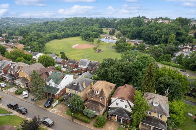 1412 Bellaire Pl, Brookline, PA 15226