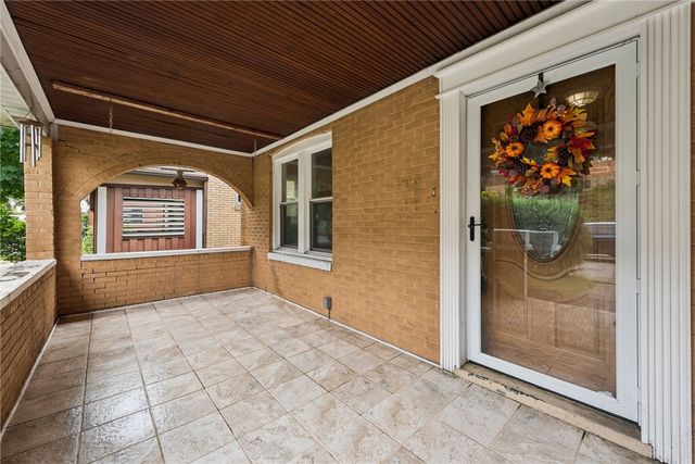 1412 Bellaire Pl, Brookline, PA 15226