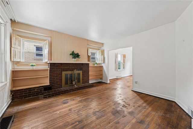 1412 Bellaire Pl, Brookline, PA 15226
