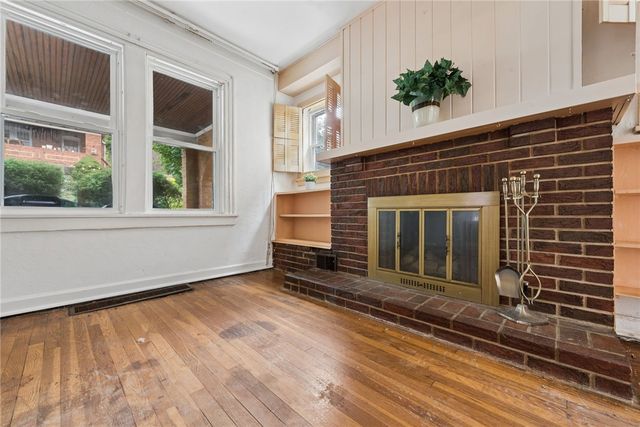 1412 Bellaire Pl, Brookline, PA 15226