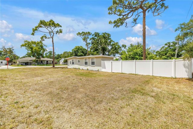 8151 61ST STREET N, Pinellas Park, FL 33781