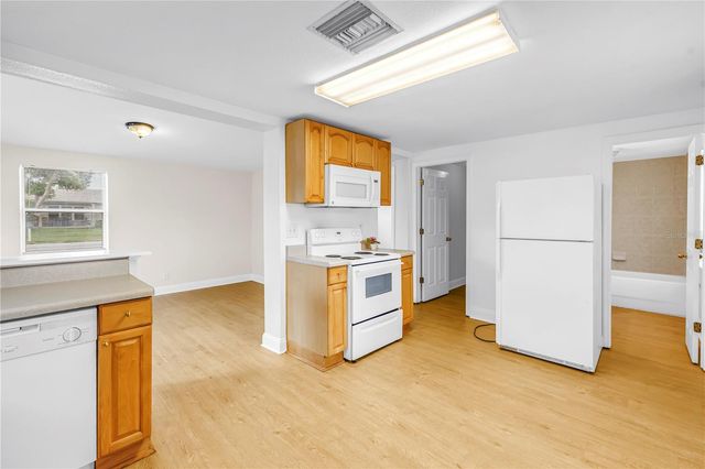 8151 61ST STREET N, Pinellas Park, FL 33781