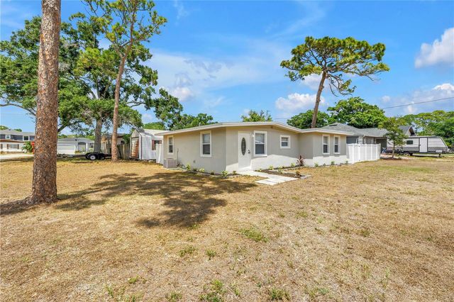 8151 61ST STREET N, Pinellas Park, FL 33781