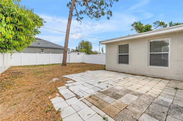 8151 61ST STREET N, Pinellas Park, FL 33781