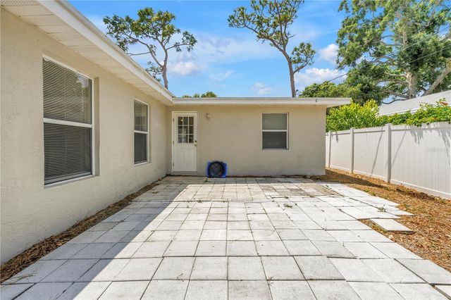 8151 61ST STREET N, Pinellas Park, FL 33781
