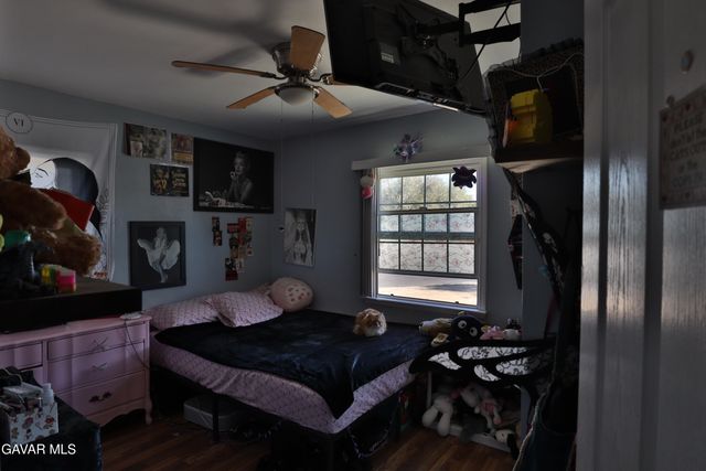 830 W Avenue J4, Lancaster, CA 93534