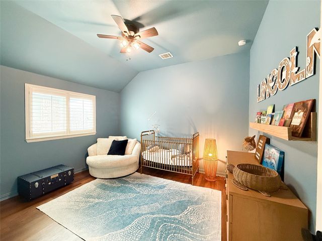 4300 Round Valley Lane, Fort Worth, TX 76262