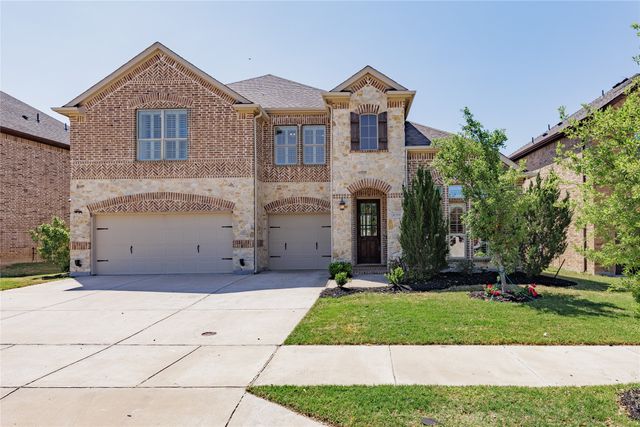 4300 Round Valley Lane, Fort Worth, TX 76262