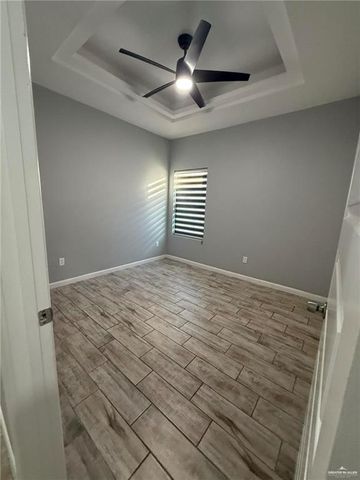 1316 S Xanthia Street, Mission, TX 78572
