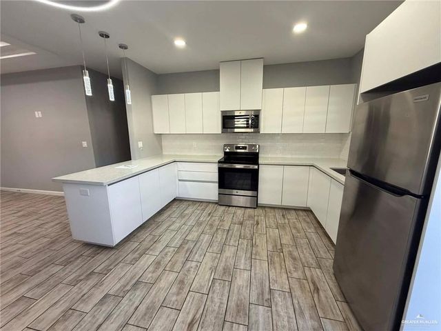1316 S Xanthia Street, Mission, TX 78572